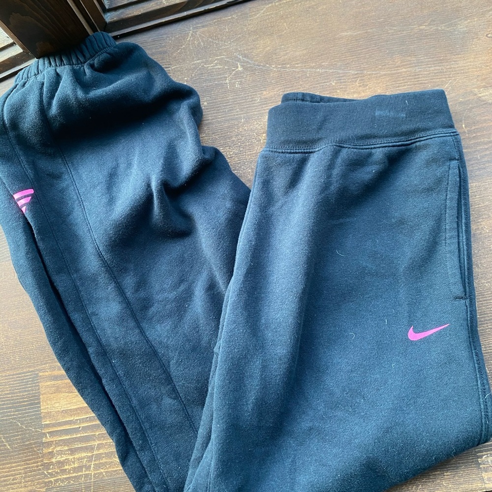NIKE sweatpants